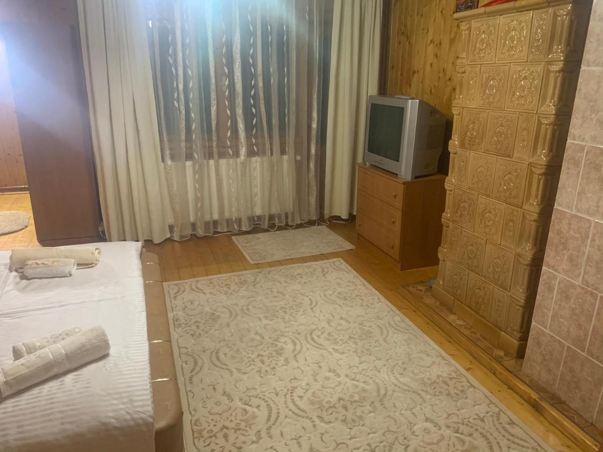 Rustic Apartament Moisei Exterior photo